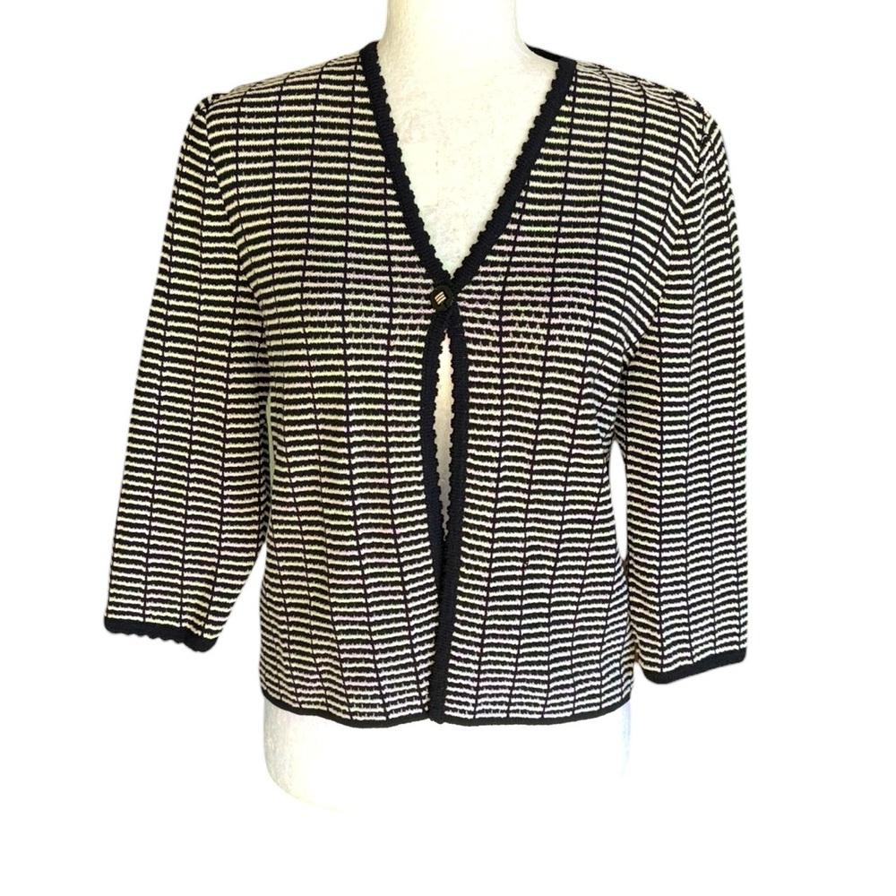 St. John Collection Vintage Black White Geometric Striped Knit Crop Cardigan - 2